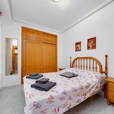 Lovely Apartment Near The Sea Torrevieja Exterior photo